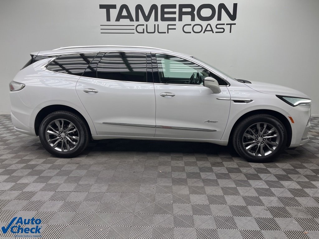 Used 2022 Buick Enclave Avenir SUV