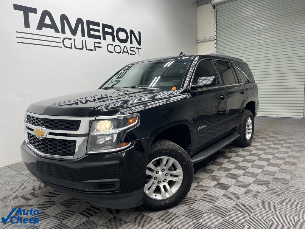 2018 Chevrolet Tahoe LT photo 2