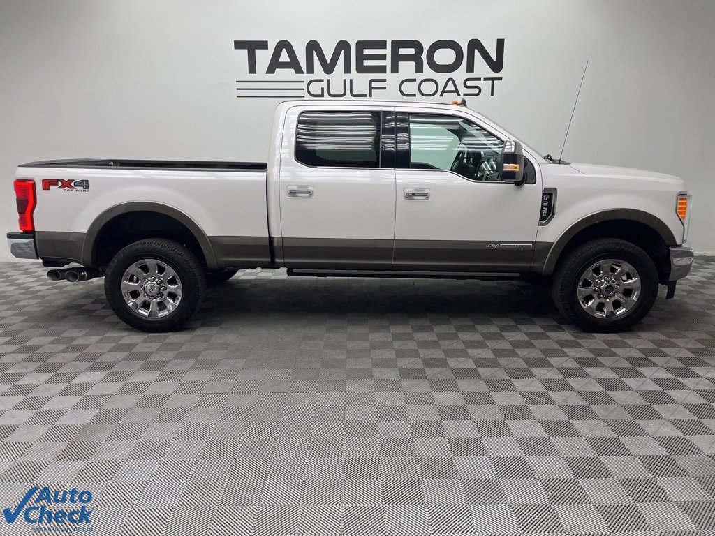 2019 Ford F-250 King Ranch photo 2