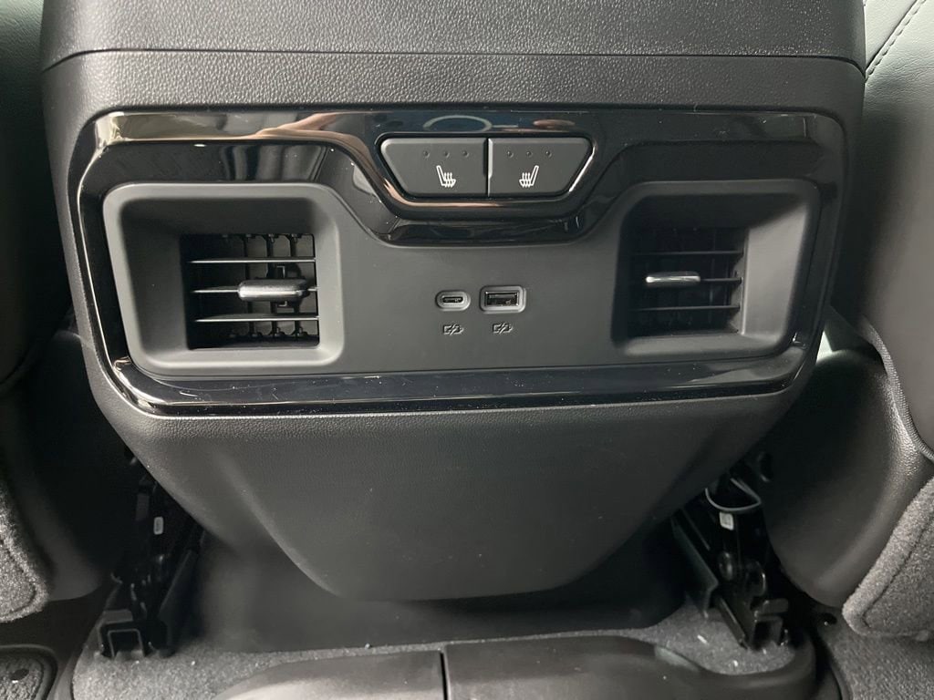 2026 GMC Sierra 1500 AT4X - Photo 23