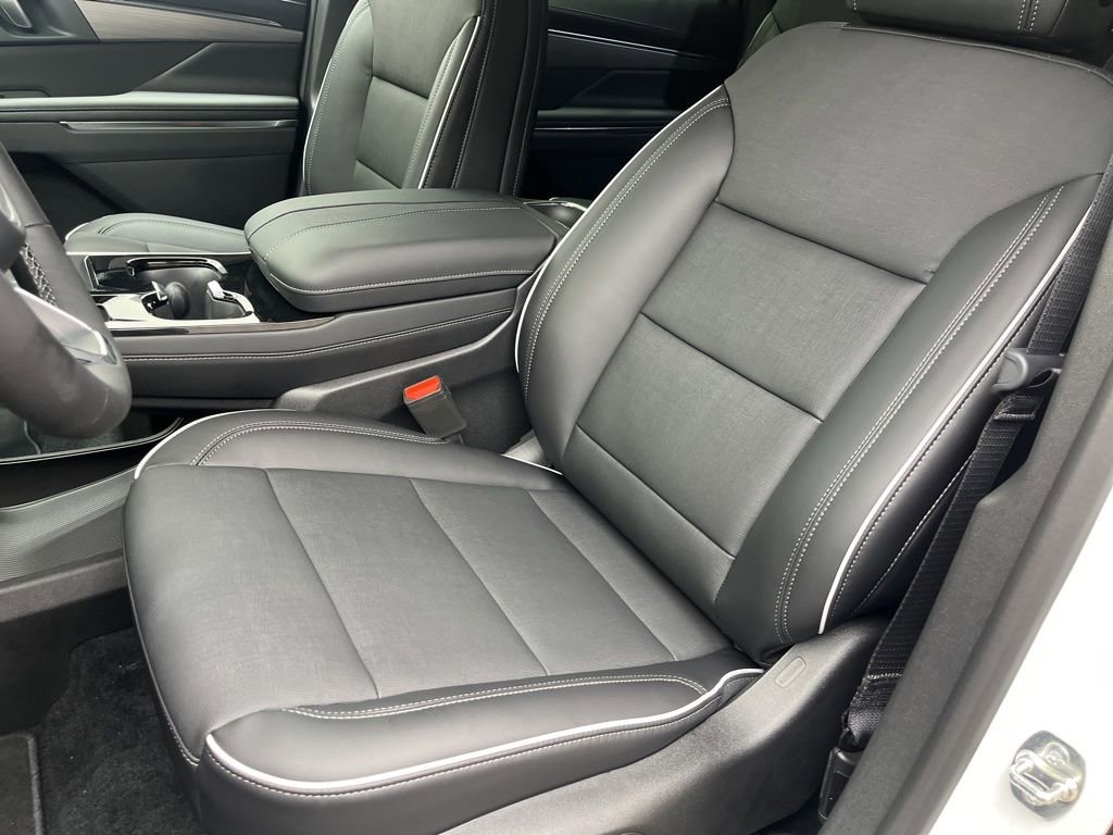 2026 Buick Enclave Preferred - Photo 8