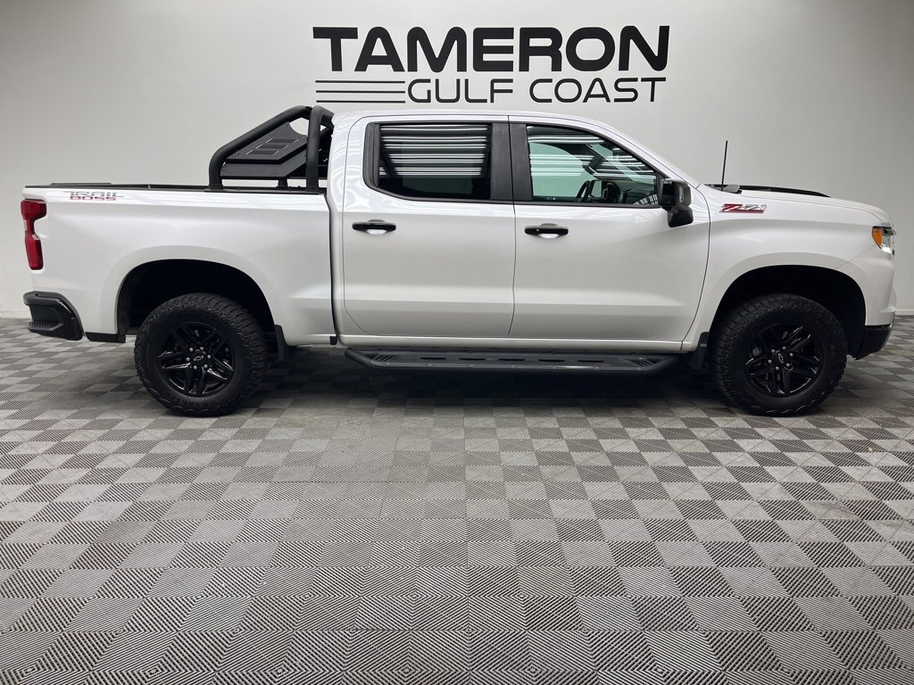 2023 Chevrolet Silverado 1500 LT Trail Boss photo 3