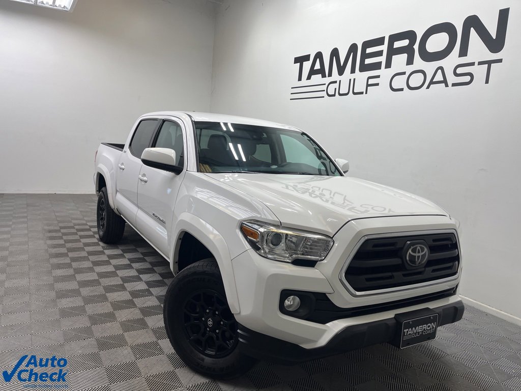 2019 Toyota Tacoma SR5's photo