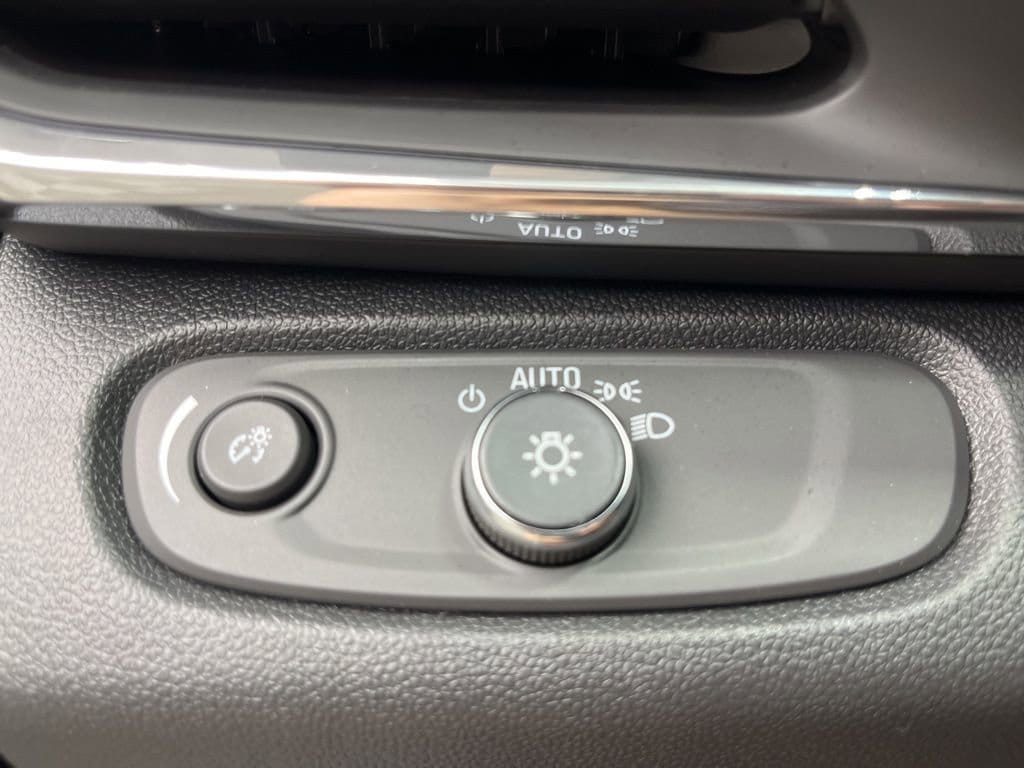 2026 Buick Envista Preferred - Photo 10