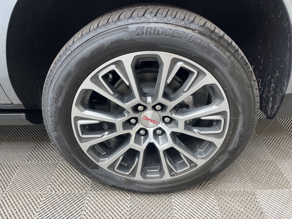2026 Gmc Yukon Denali photo 4