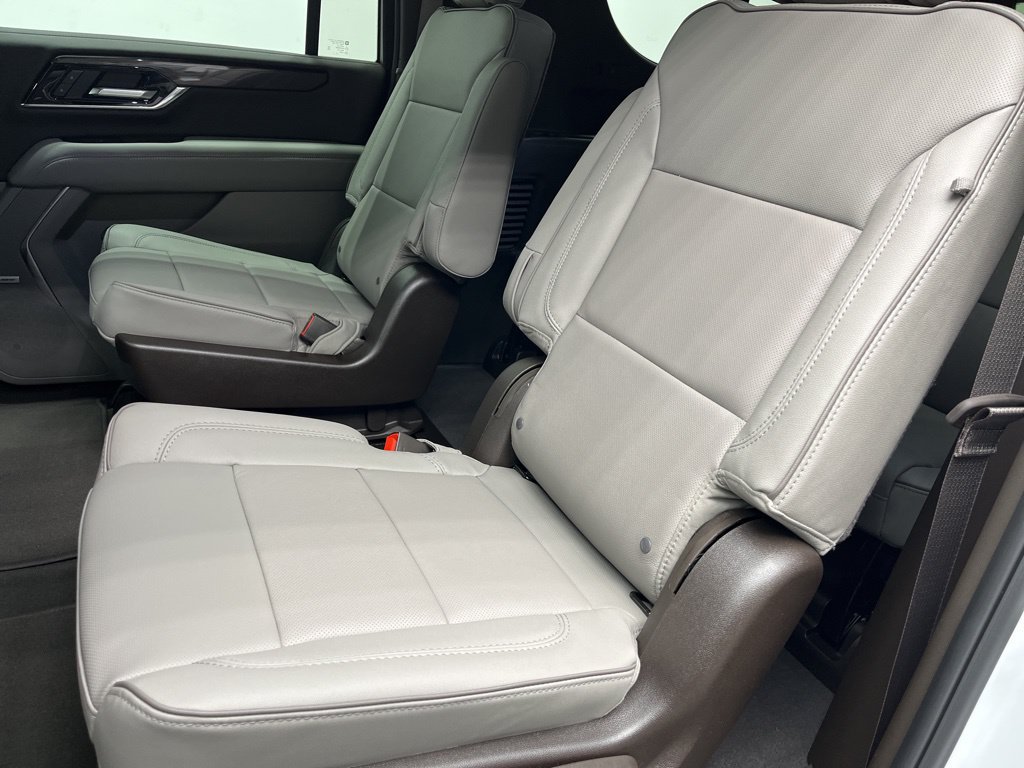 2026 GMC Yukon XL Elevation - Photo 6