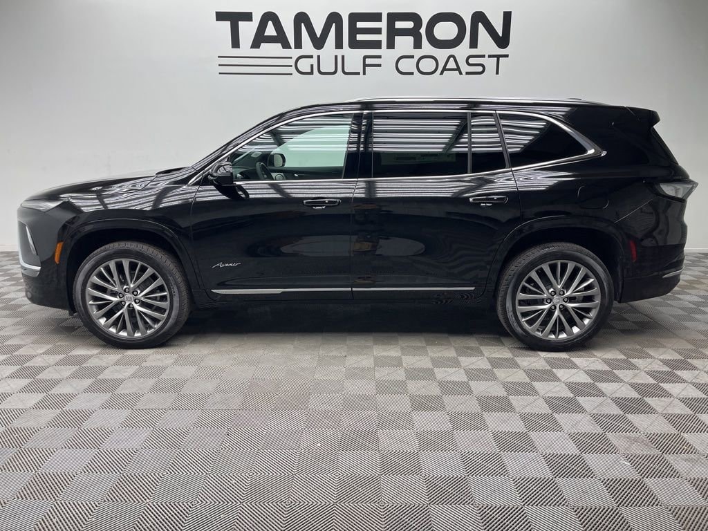 New 2026 Buick Enclave Avenir SUV