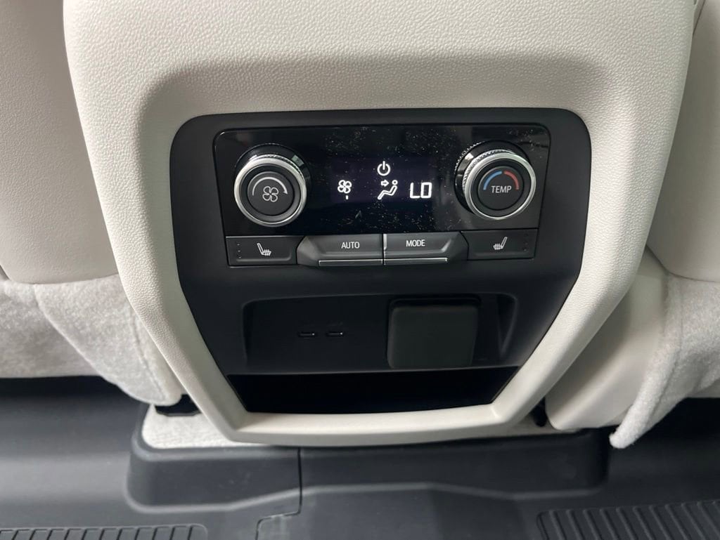 2026 Buick Enclave Avenir - Photo 24