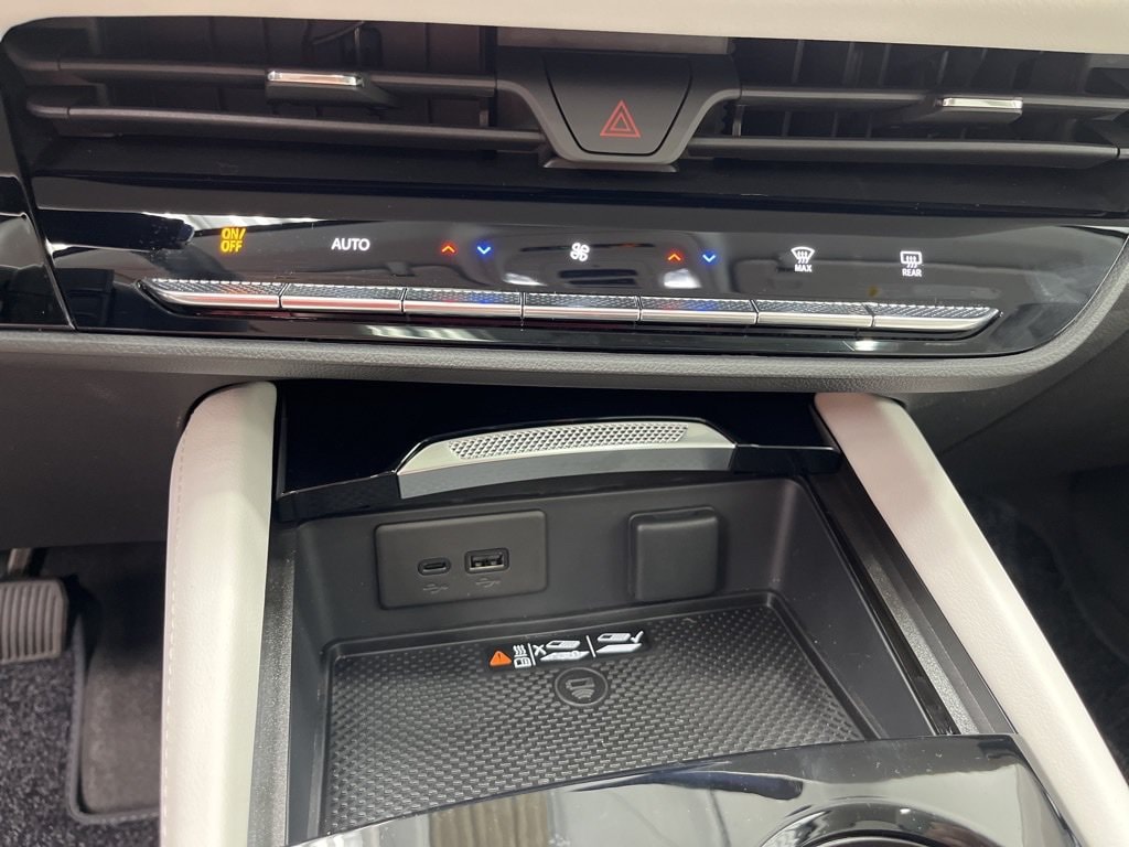 2026 Buick Envision Avenir - Photo 17