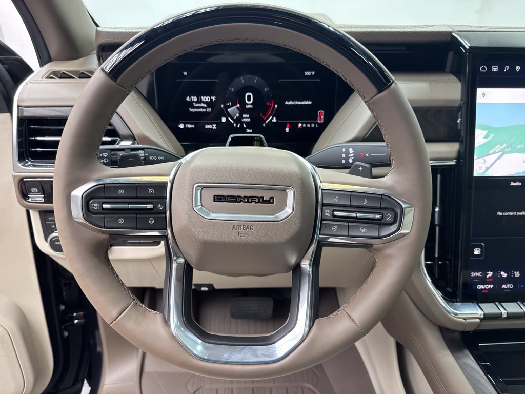 2027 GMC Yukon Denali - Photo 15