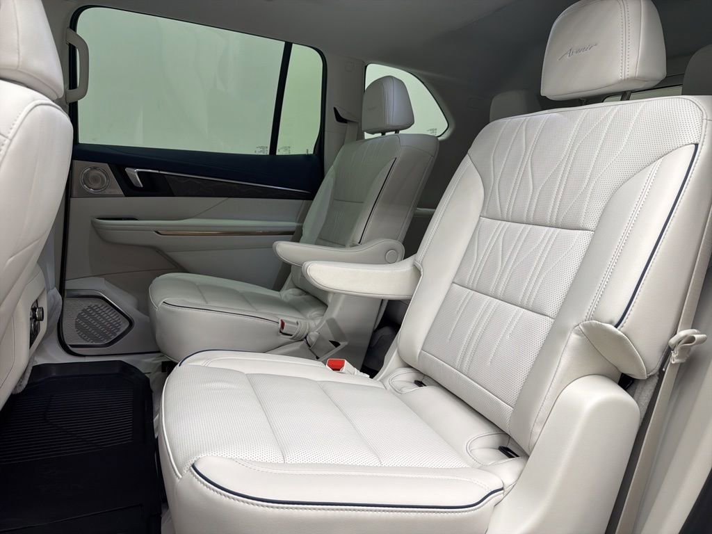 2026 Buick Enclave Avenir - Photo 6