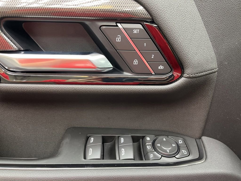 2026 GMC Sierra 2500HD AT4 - Photo 7