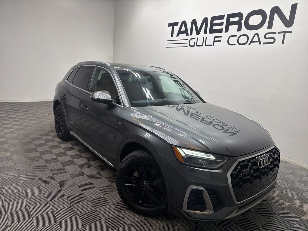 2022 Audi Q5 Premium