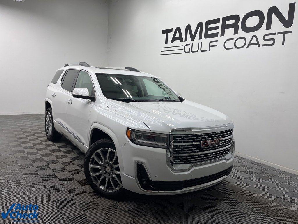 2023 GMC Acadia Denali's photo