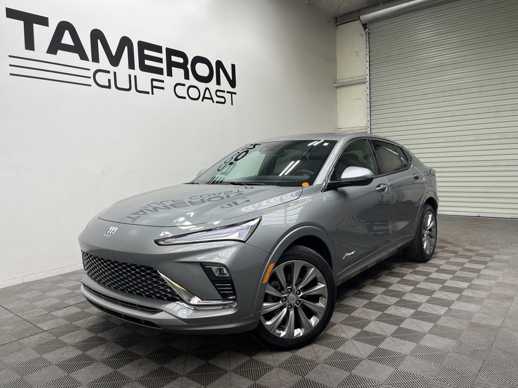 New 2026 Buick Envista Avenir SUV