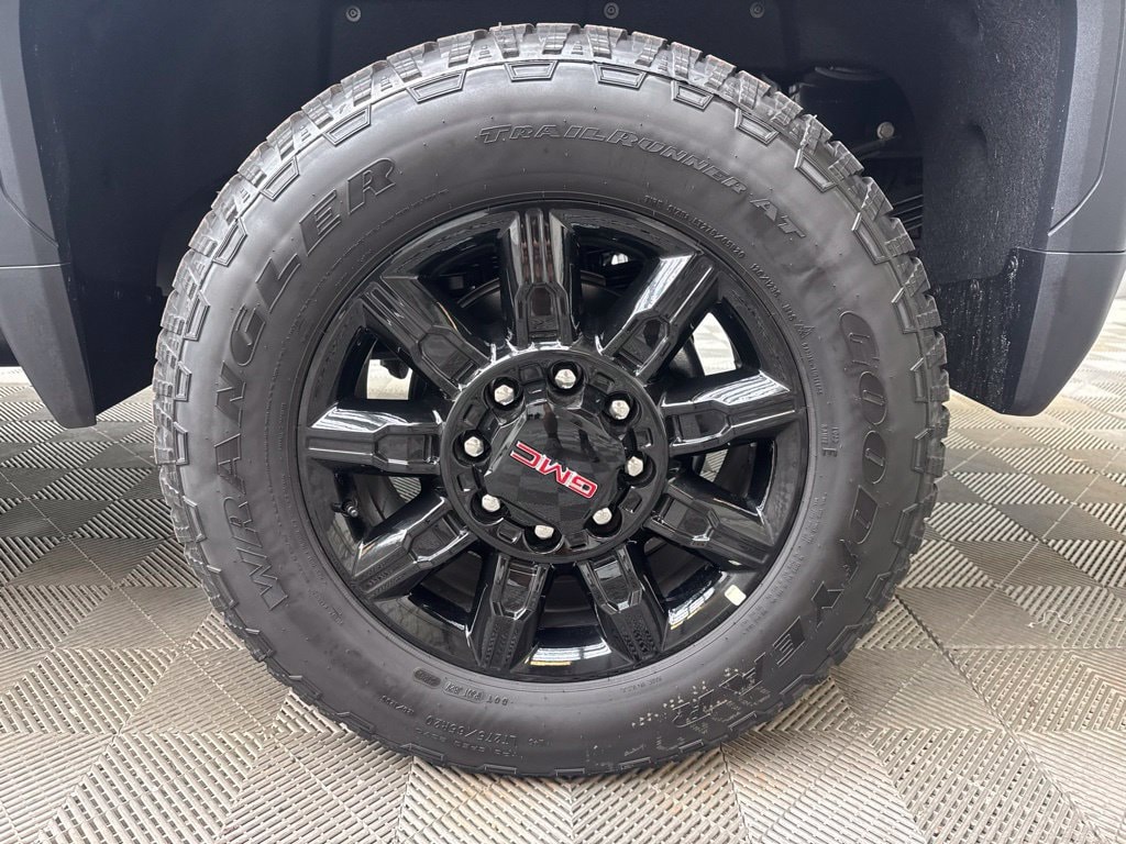 New 2026 GMC Sierra 2500 HD AT4 Truck