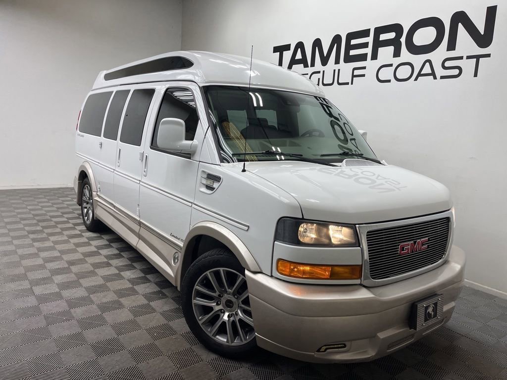 2021 GMC Savana 2500's photo