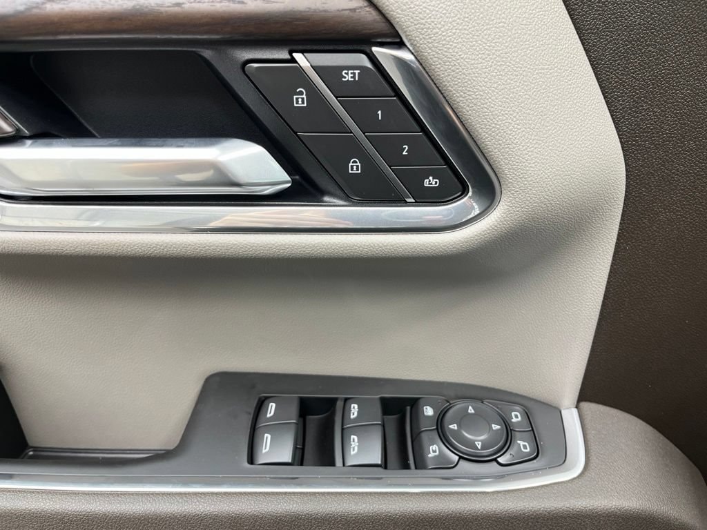 2026 GMC Sierra 1500 SLT - Photo 7