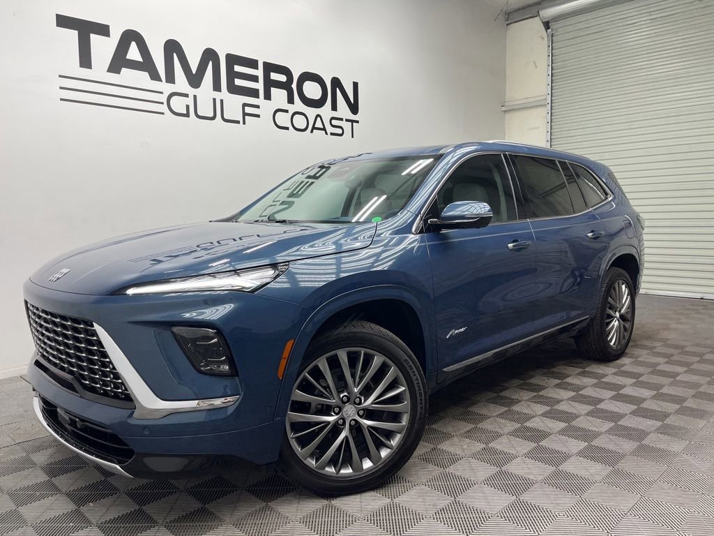 2026 Buick Enclave Avenir's photo