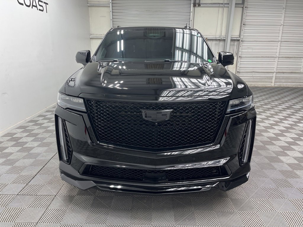 2023 Cadillac Escalade V-Series photo 4