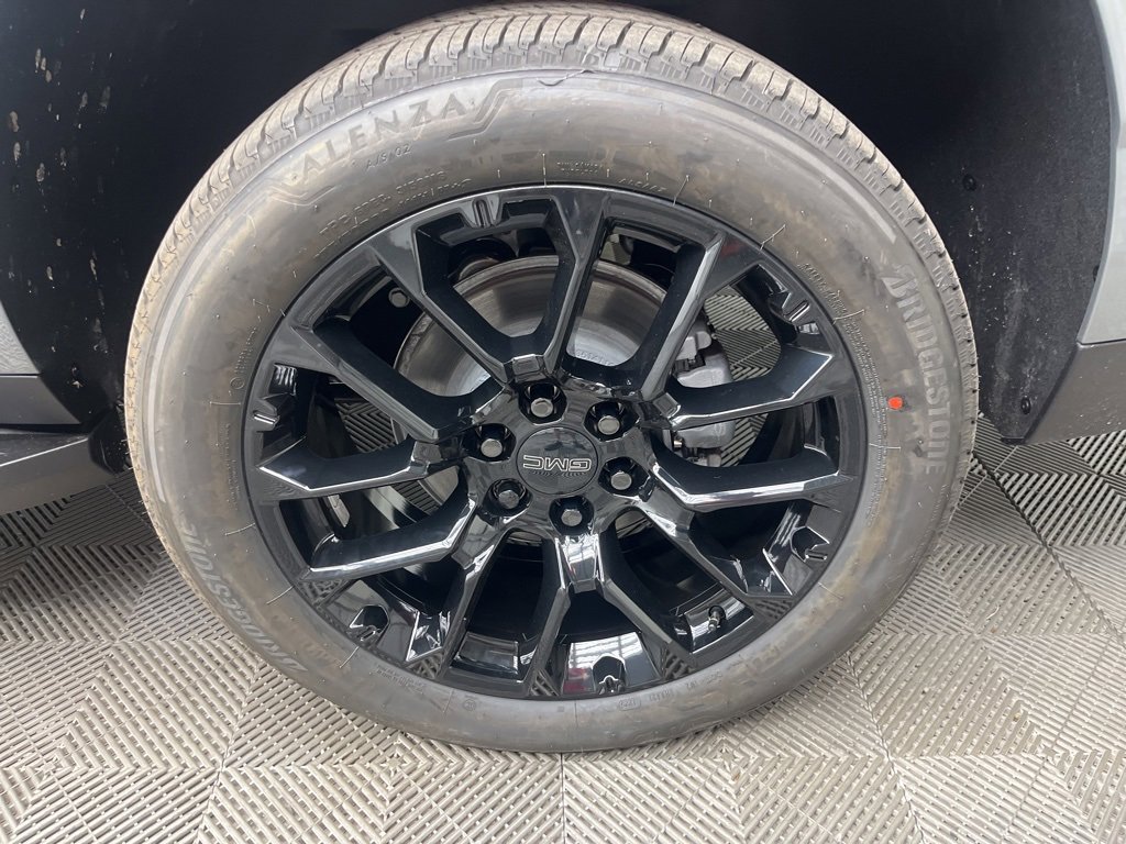 2026 Gmc Yukon XL photo 3