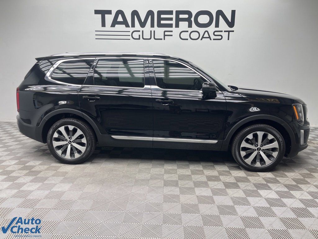 2022 Kia Telluride EX photo 3