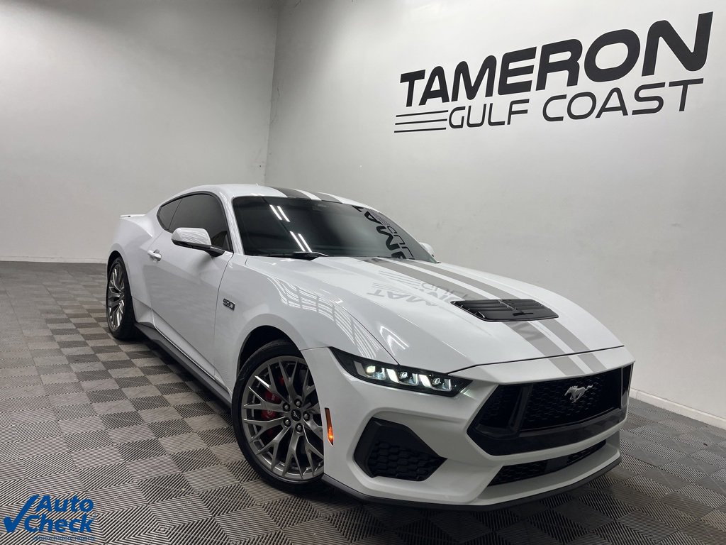 2024 Ford Mustang GT Premium's photo