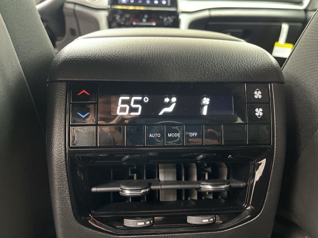 2025 Jeep Grand Cherokee L Altitude - Photo 24