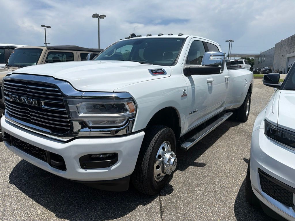 2024 RAM 3500 Laramie 4X4 Crew Cab LWB's photo