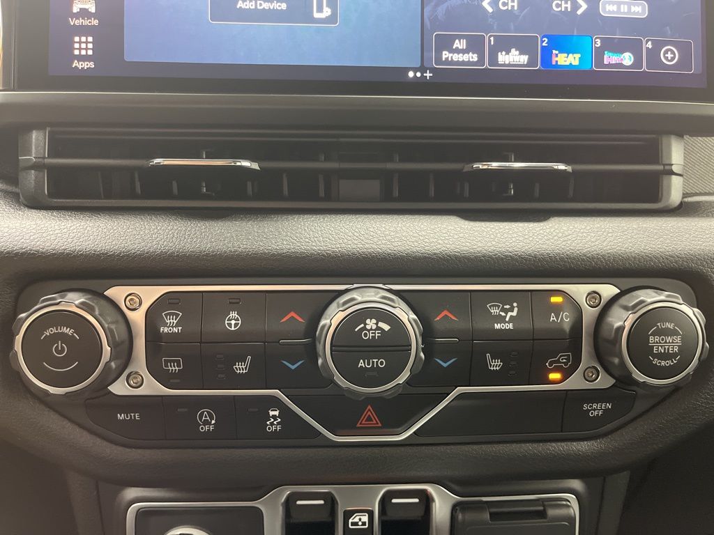 2025 Jeep Wrangler 4-Door Sport S - Photo 15