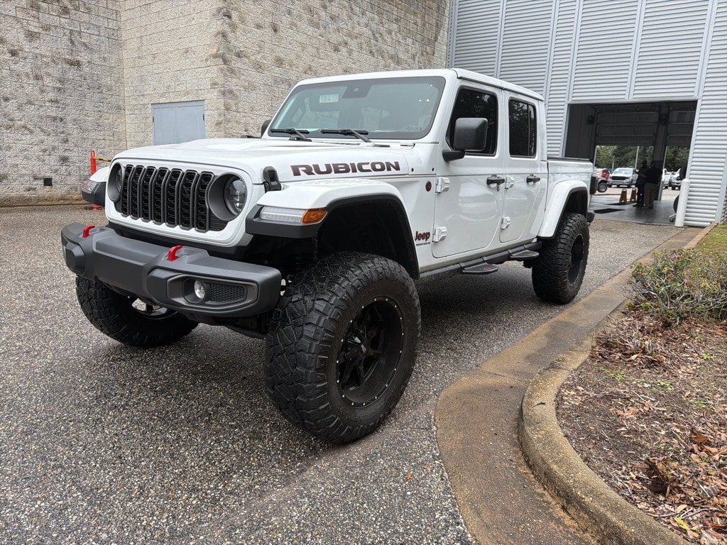 2025 Jeep Gladiator Rubicon's photo