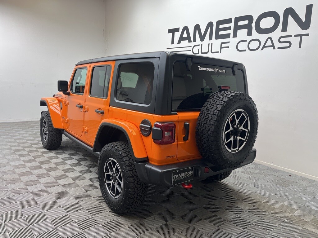 2025 Jeep Wrangler Rubicon photo 2