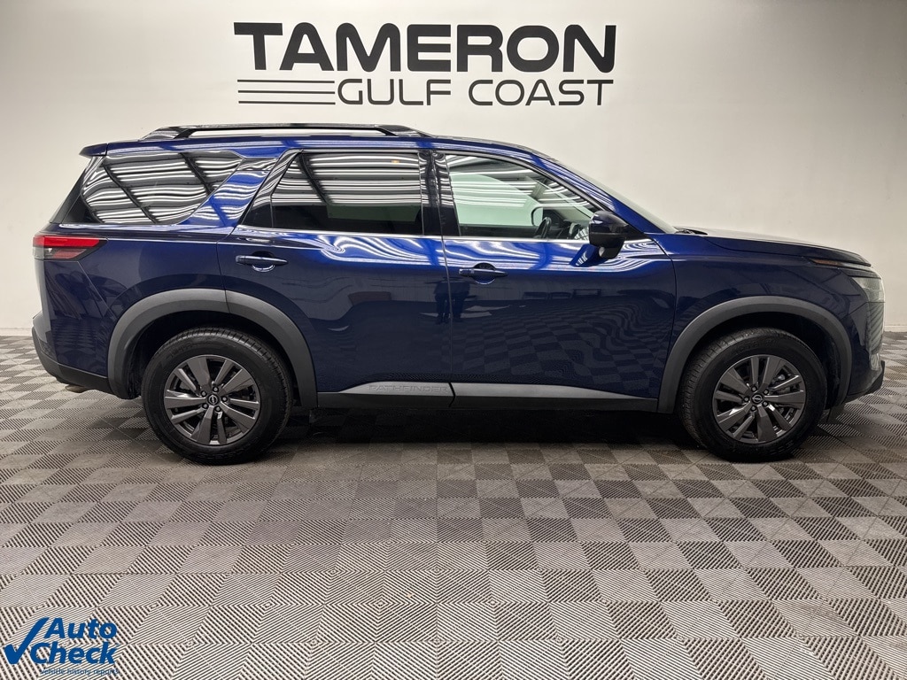Used 2024 Nissan Pathfinder SV SUV