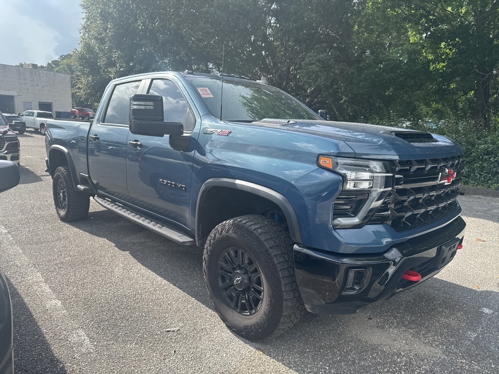 Used 2024 Chevrolet Silverado 2500HD ZR2 with VIN 1GC4YYEY8RF323083 for sale in Daphne, AL