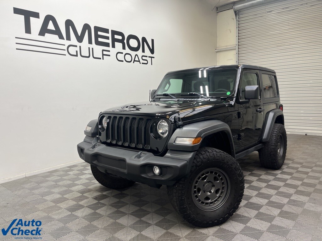 2021 Jeep Wrangler Sport S photo 2