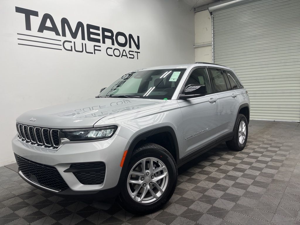 New 2025 Jeep Grand Cherokee Laredo X Sport Utility