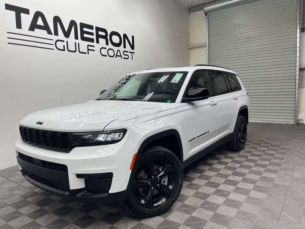 2025 Jeep Grand Cherokee L Altitude's photo