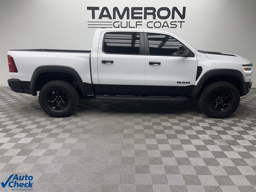 2025 Ram 1500 RHO photo 3