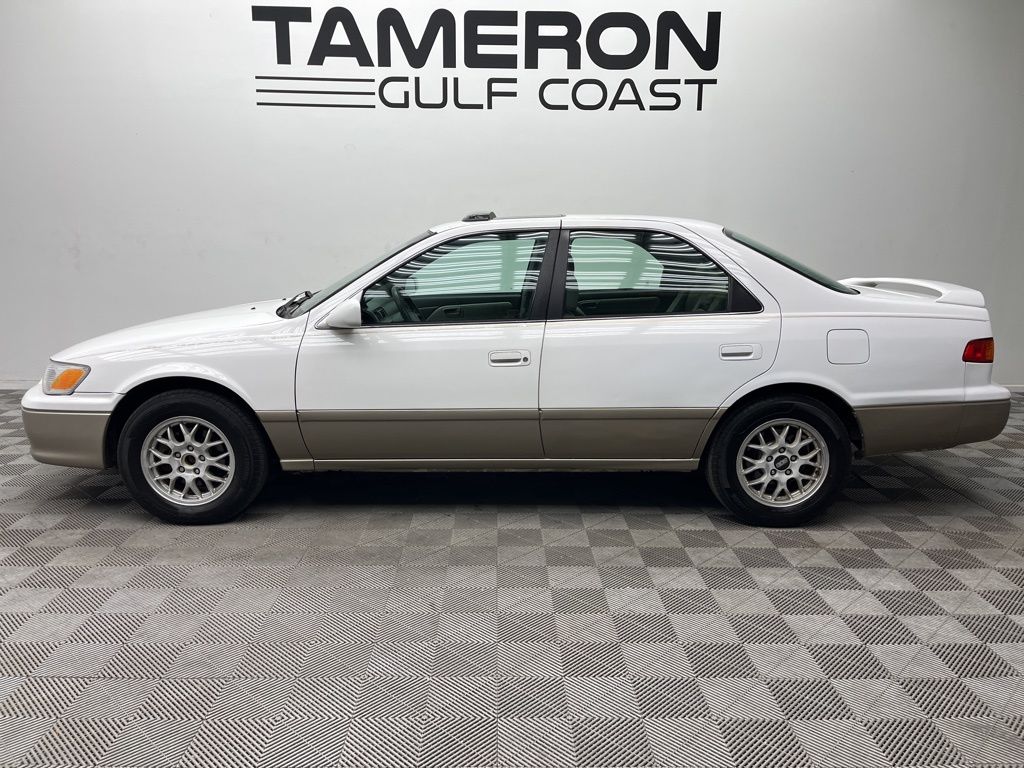Used 2000 Toyota Camry XLE with VIN 4T1BF22K1YU956671 for sale in Daphne, AL