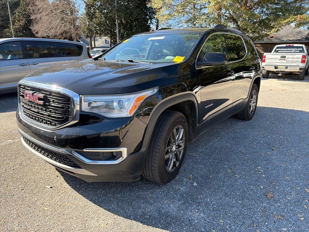 2017 GMC Acadia SLT-1's photo