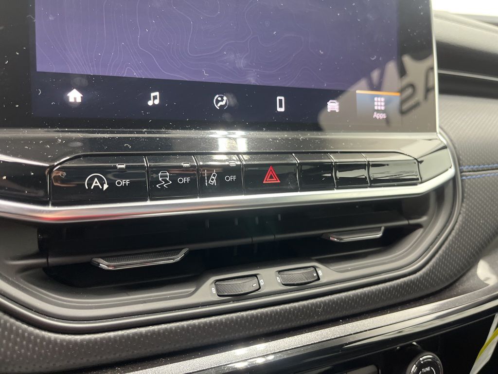 2026 Jeep Compass Latitude Altitude - Photo 14