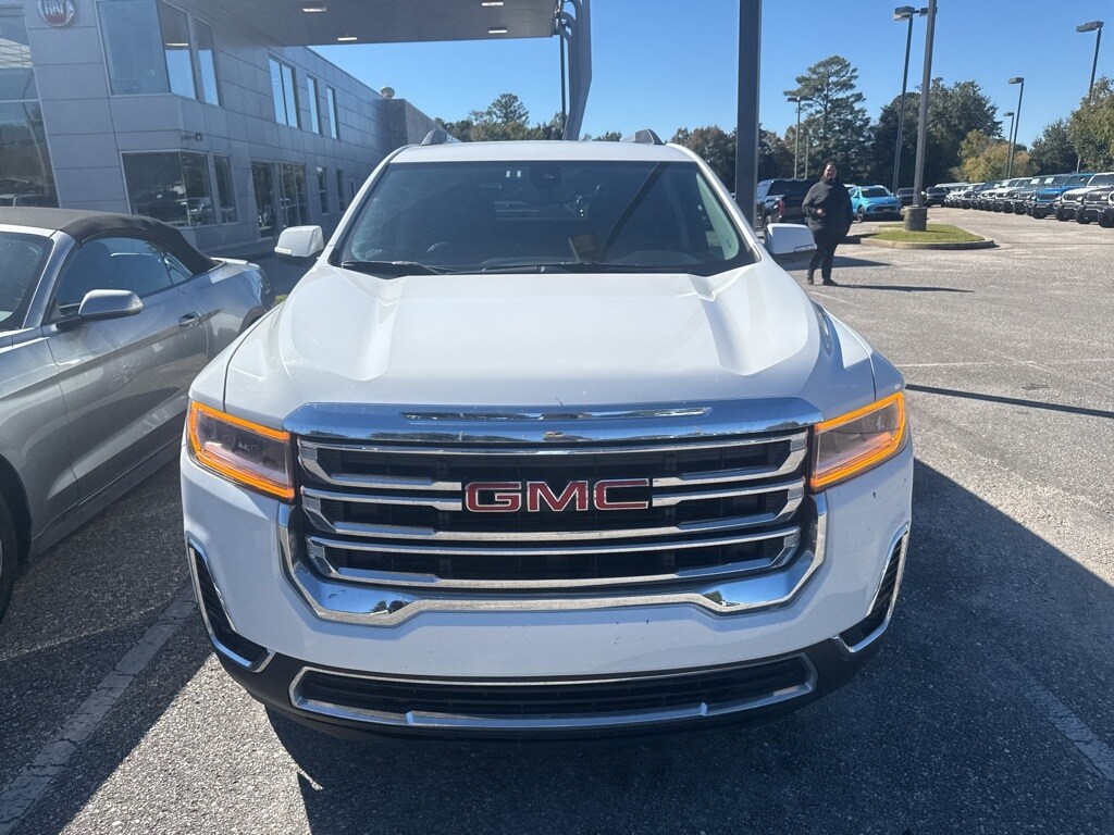 2023 Gmc Acadia SLT photo 2