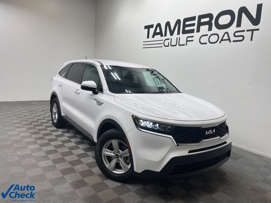 2023 Kia Sorento LX's photo