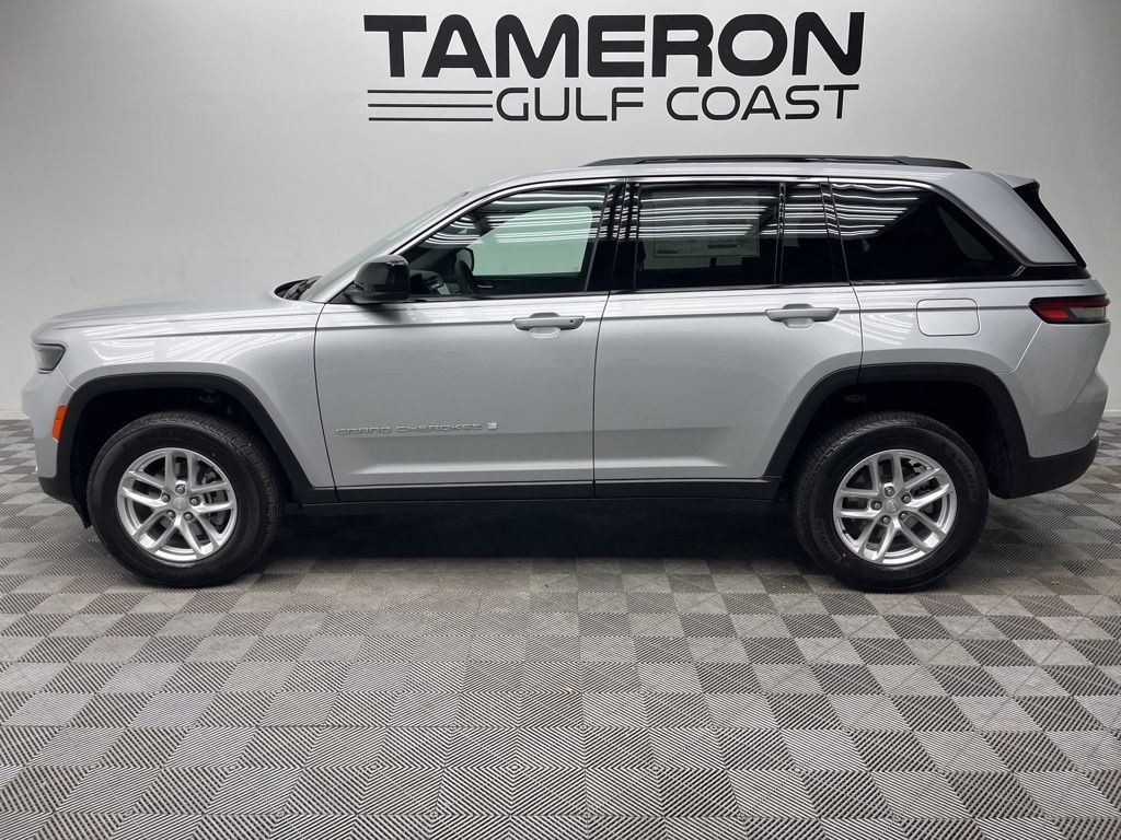 New 2025 Jeep Grand Cherokee Laredo X Sport Utility