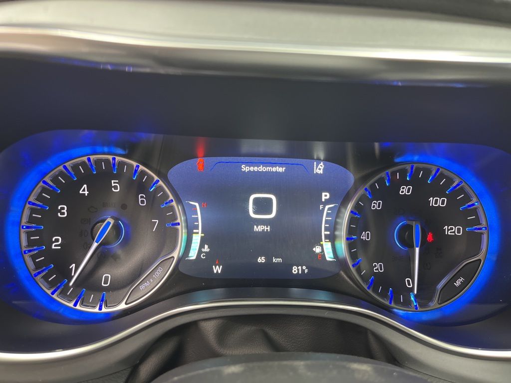 2026 Chrysler Pacifica Limited - Photo 16