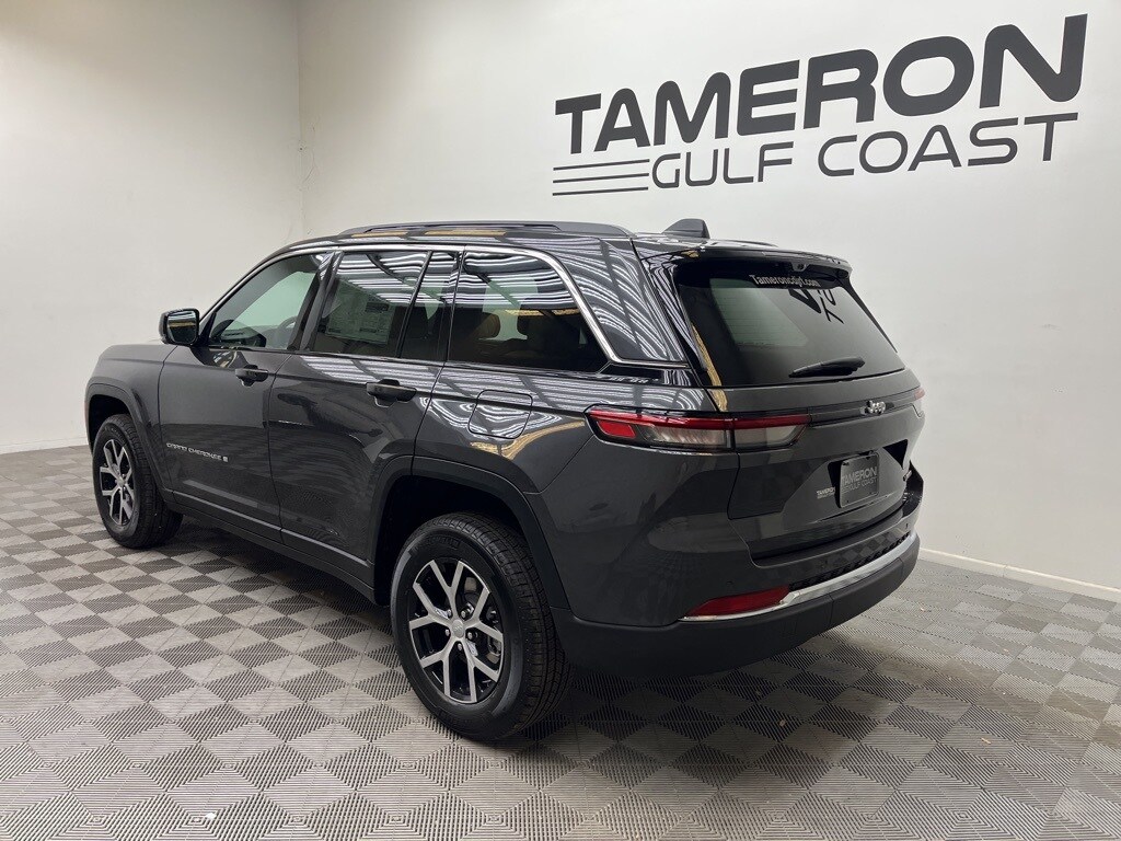 2025 Jeep Grand Cherokee Limited photo 4