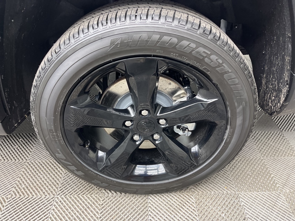 New 2025 Jeep Grand Cherokee L Altitude X Sport Utility