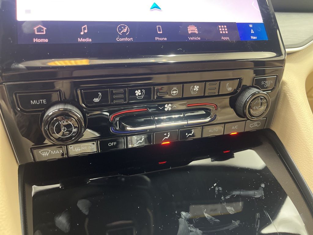 2025 Jeep Grand Cherokee Limited - Photo 19