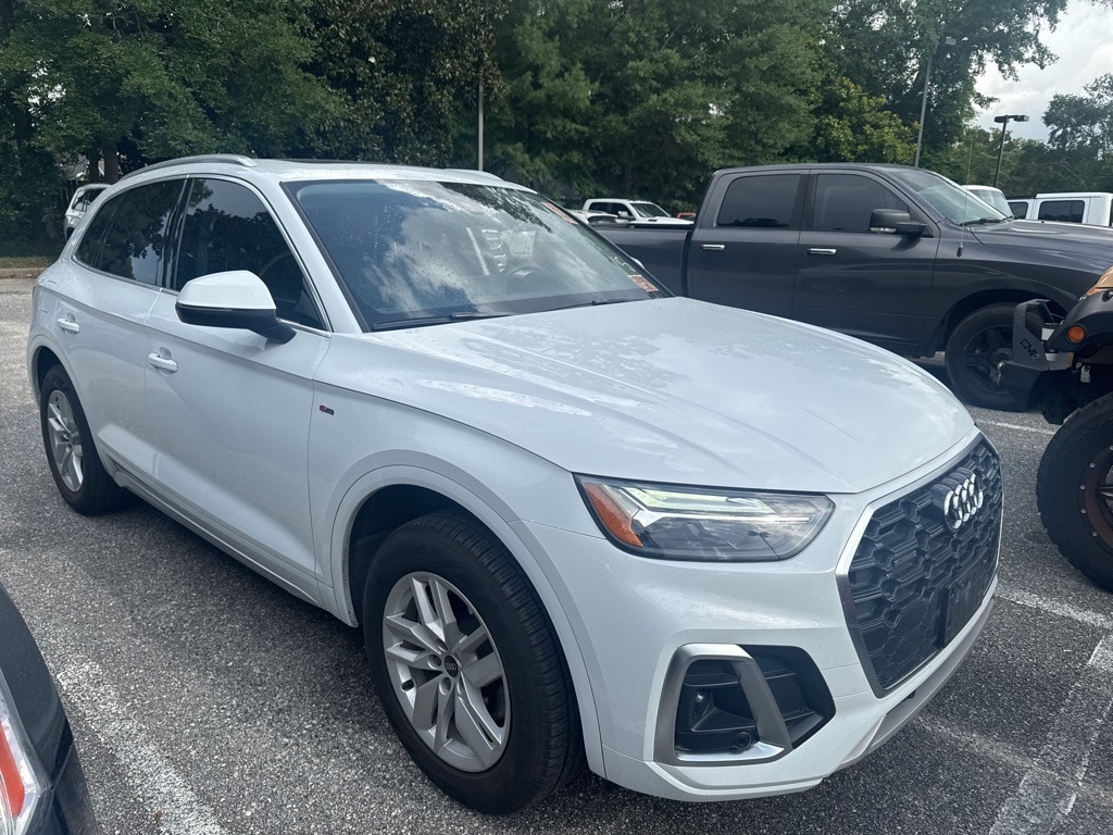 Used 2022 Audi Q5 Premium with VIN WA1GAAFY7N2119068 for sale in Daphne, AL