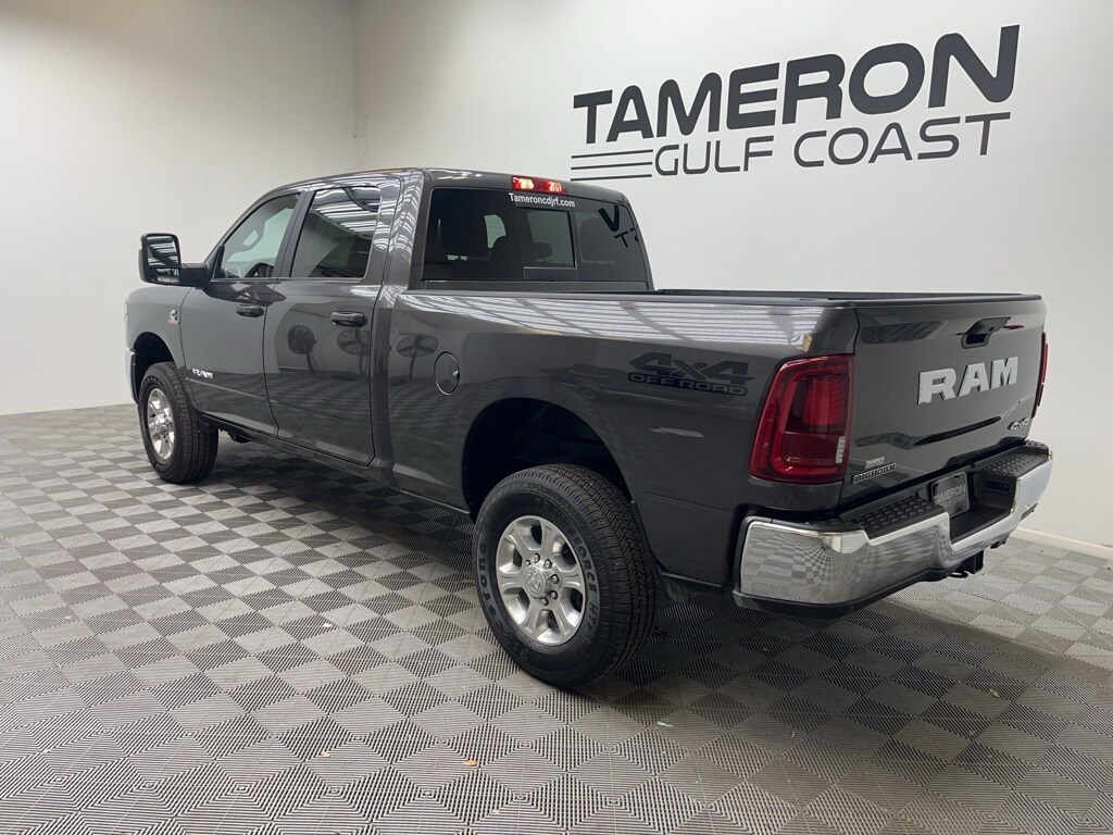 2025 Ram 2500 Big Horn photo 3